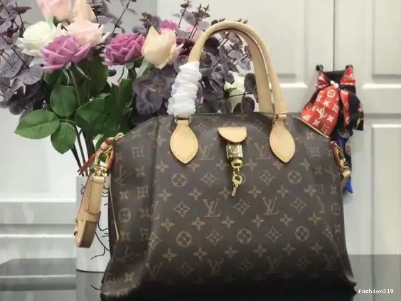 RIVOLI MM LOUIS VUITTON 0430